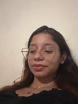 FadaPerigosa online show from April 5, 3:15 am