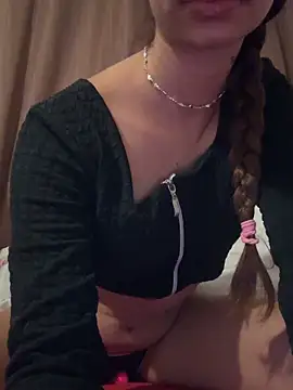 FadaPerigosa online show from April 14, 2:17 am