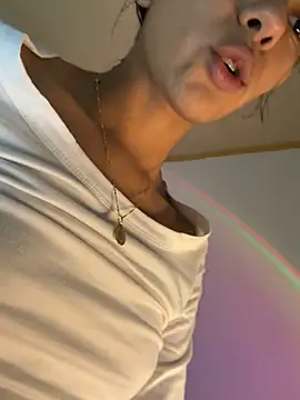 LilybethGray online show from July 20, 1:31 am