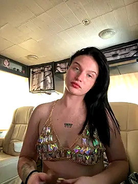 Snapshot of sexyLexii2002 chatting on September 16, 5:58 pm sexyLexii2002 online show from September 16, 5:58 pm