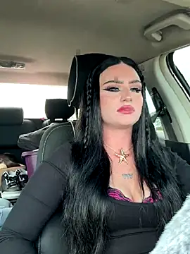 Snapshot of sexyLexii2002 chatting on September 23, 8:01 pm sexyLexii2002 online show from September 23, 8:01 pm