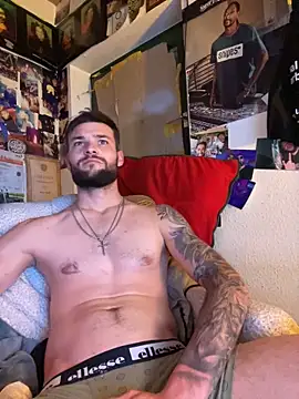 Mexxwell69 online show from November 10, 11:15 pm