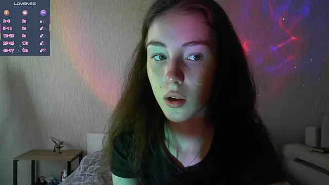 Snapshot of eskatmi chatting on September 28, 12:49 am eskatmi online show from September 28, 12:49 am