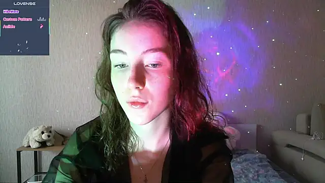 Snapshot of eskatmi chatting on October 15, 12:55 am eskatmi online show from October 15, 12:55 am