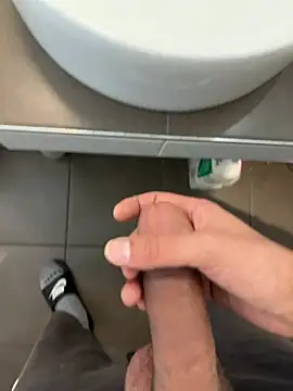 SergioGarcia93 online show from April 7, 10:09 pm