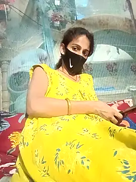 priyastrip314 online show from April 26, 5:10 pm