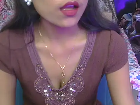 hoty-priya online show from March 20, 4:39 am