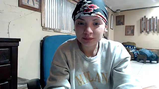 Snapshot of RicaSuave_69 chatting on May 3, 7:36 am RicaSuave 69 online show from May 3, 7:36 am