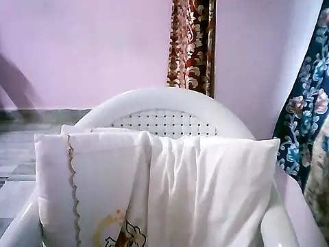 jannu6482 online show from September 28, 5:35 am