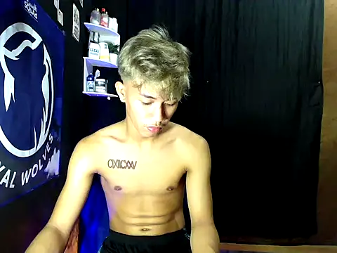 naughtyboyloy 0 online show from November 9, 10:46 am