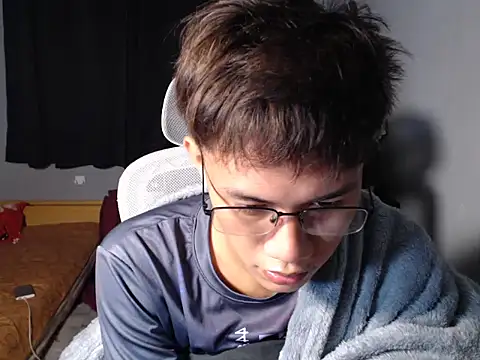 naughtyboyloy 0 online show from February 18, 5:42 pm