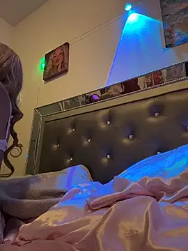 Angelbunnyy online show from February 20, 1:33 pm