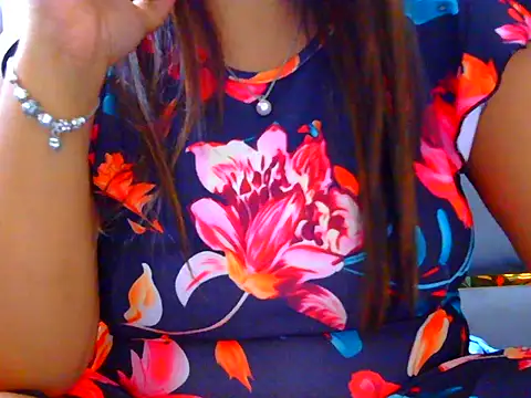 Snapshot of mayalove890 chatting on November 11, 5:13 pm mayalove890 online show from November 11, 5:13 pm