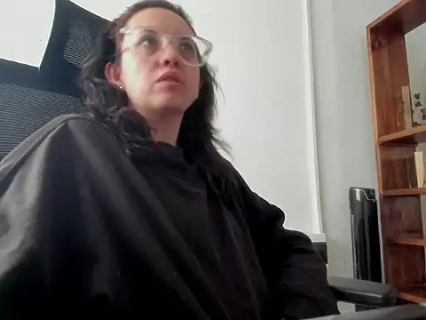 dalila macherano1 online show from December 1, 3:50 pm