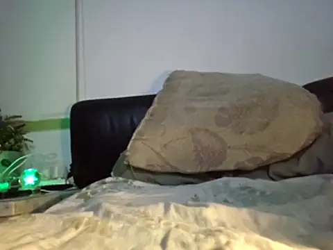 deviansilva online show from February 27, 2:22 am