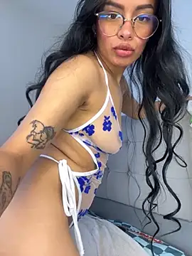 Melissa coch online show from November 15, 4:47 pm