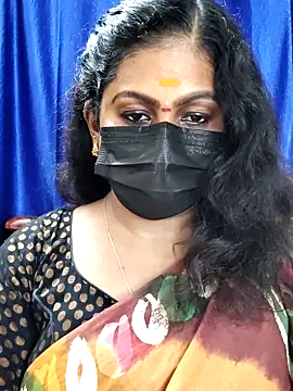 Snapshot of Sweetie_swetha37 chatting on October 21, 8:37 am Sweetie swetha37 online show from October 21, 8:37 am