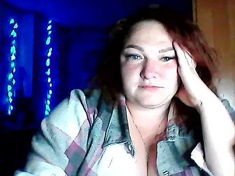 Snapshot of AngelQSky chatting on May 15, 9:33 pm AngelQSky online show from May 15, 9:33 pm