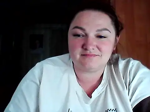 Snapshot of AngelQSky chatting on May 28, 3:09 pm AngelQSky online show from May 28, 3:09 pm