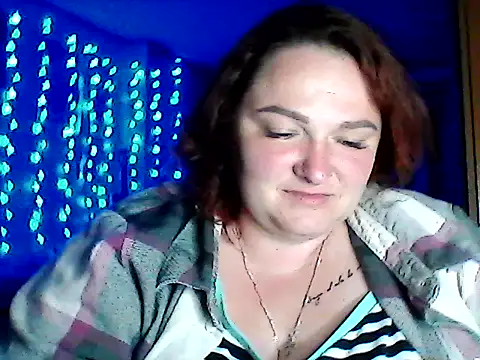 Snapshot of AngelQSky chatting on June 3, 8:03 pm AngelQSky online show from June 3, 8:03 pm
