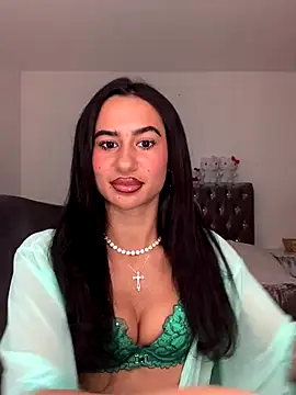 Snapshot of itsyourgirltee chatting on October 30, 11:27 pm itsyourgirltee online show from October 30, 11:27 pm