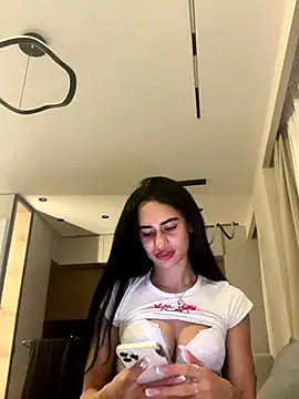 Snapshot of itsyourgirltee chatting on November 13, 1:48 am itsyourgirltee online show from November 13, 1:48 am