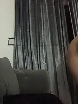 Snapshot of itsyourgirltee chatting on February 4, 11:42 pm itsyourgirltee online show from February 4, 11:42 pm