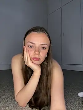 Snapshot of cutietootie02 chatting on May 16, 9:13 pm cutietootie02 online show from May 16, 9:13 pm