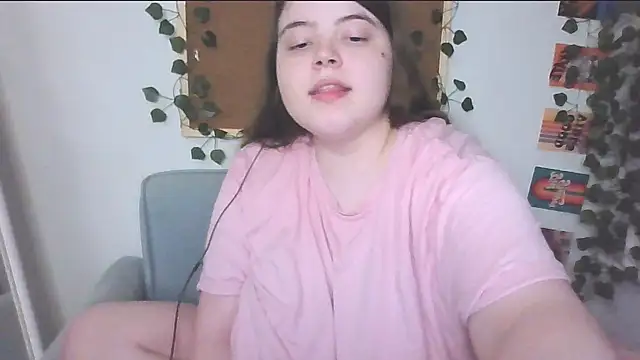 brattyprincessemma online show from October 3, 6:27 pm