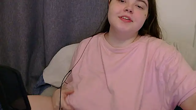 brattyprincessemma online show from January 14, 4:45 pm