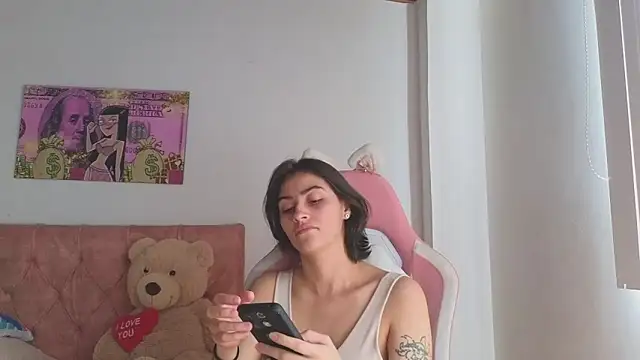 Crystal Star  online show from November 22, 3:00 pm