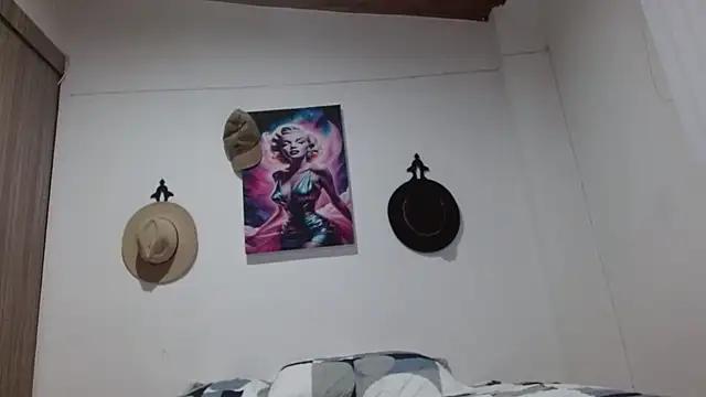 Crystal Star  online show from March 1, 12:23 am