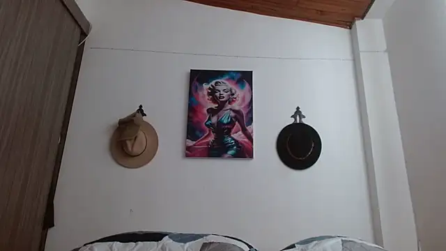 Crystal Star  online show from March 14, 1:05 pm