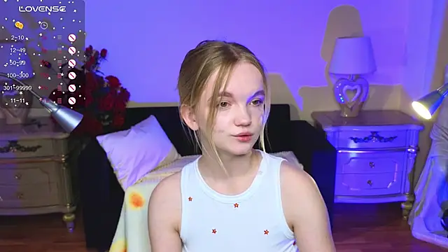 RosesKate online show from October 11, 4:33 am