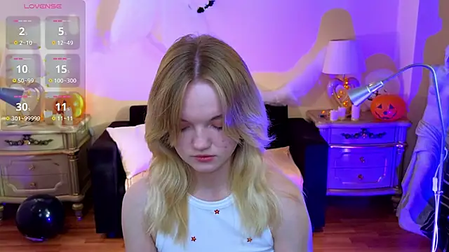 RosesKate online show from October 24, 5:04 am