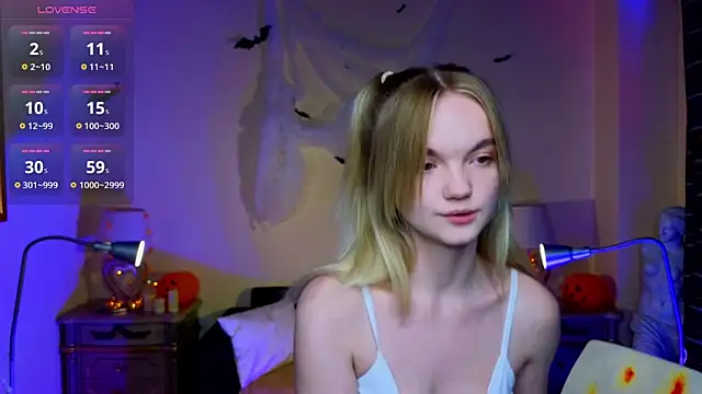 RosesKate online show from October 27, 11:47 am