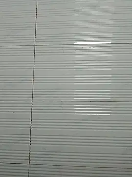 Snapshot of Minn-cute chatting on September 11, 5:18 am Minn-cute online show from September 11, 5:18 am