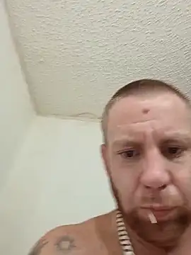 Clarkodile95 online show from June 26, 7:18 pm