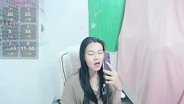 Snapshot of KateCondon chatting on May 2, 10:53 am KateCondon online show from May 2, 10:53 am