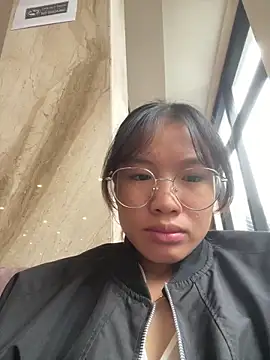 Snapshot of QueenLink chatting on September 29, 2:49 am QueenLink online show from September 29, 2:49 am