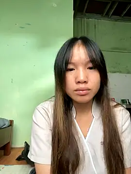 Snapshot of QueenLink chatting on October 12, 1:26 am QueenLink online show from October 12, 1:26 am