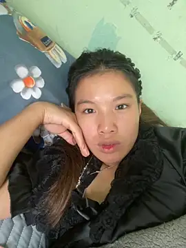 Snapshot of QueenLink chatting on October 13, 4:45 am QueenLink online show from October 13, 4:45 am