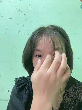 Snapshot of QueenLink chatting on November 3, 4:03 am QueenLink online show from November 3, 4:03 am