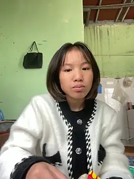 Snapshot of QueenLink chatting on November 16, 3:45 am QueenLink online show from November 16, 3:45 am