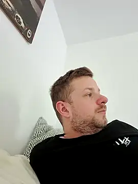 6incheswannacum online show from May 4, 8:43 am