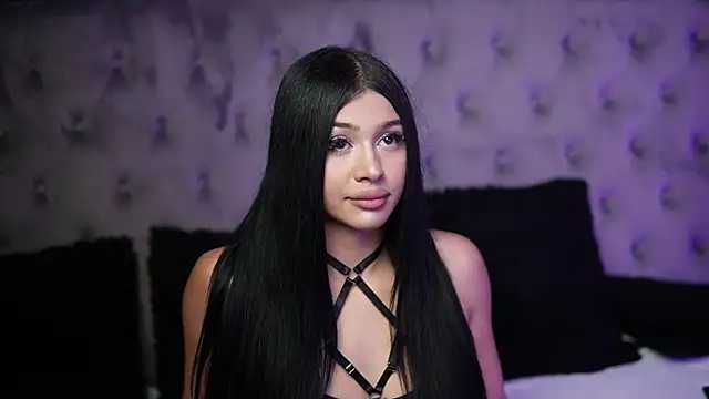 Snapshot of GiuliaSya chatting on October 8, 7:00 pm GiuliaSya online show from October 8, 7:00 pm