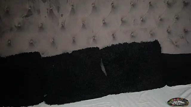 Snapshot of GiuliaSya chatting on October 13, 9:26 pm GiuliaSya online show from October 13, 9:26 pm