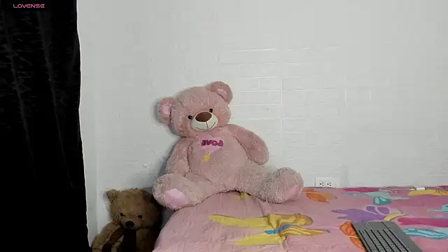 HaileyDuke online show from July 12, 3:52 am