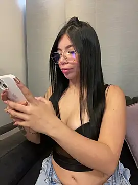 Maddy Piink online show from September 17, 9:38 pm