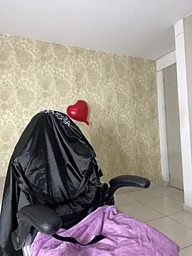 MorenaLush Eup online show from April 22, 1:08 am